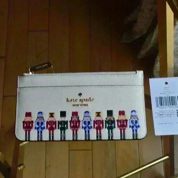 Kate Spade KJ071 Nutcracker Large Slim Cardholder - Picture 1 of 6
